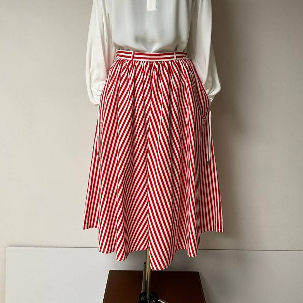 1980’s vintage striped skirt with pockets 100% cotton brand new size 2/4